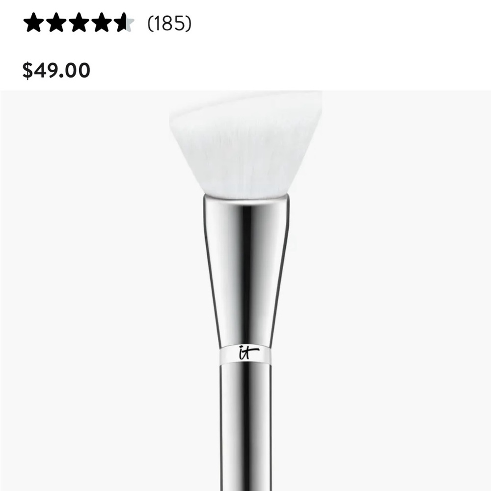 IT Cosmetics Heavenly Skin Skin-Smoothing Complexion Brush No 704